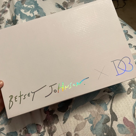 Betsey Johnson x David’s Bridal Block Heels - Picture 3 of 9